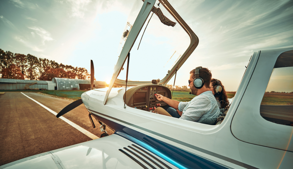 What Commercial Pilot License Do I Need To Make Money