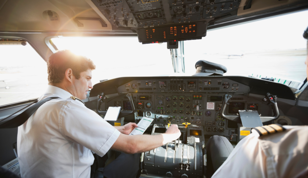 8 Things You Must Know About A Commercial Pilot License